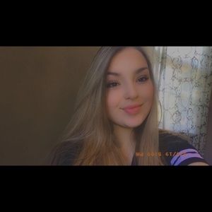 Meet your Posher, Mercedes